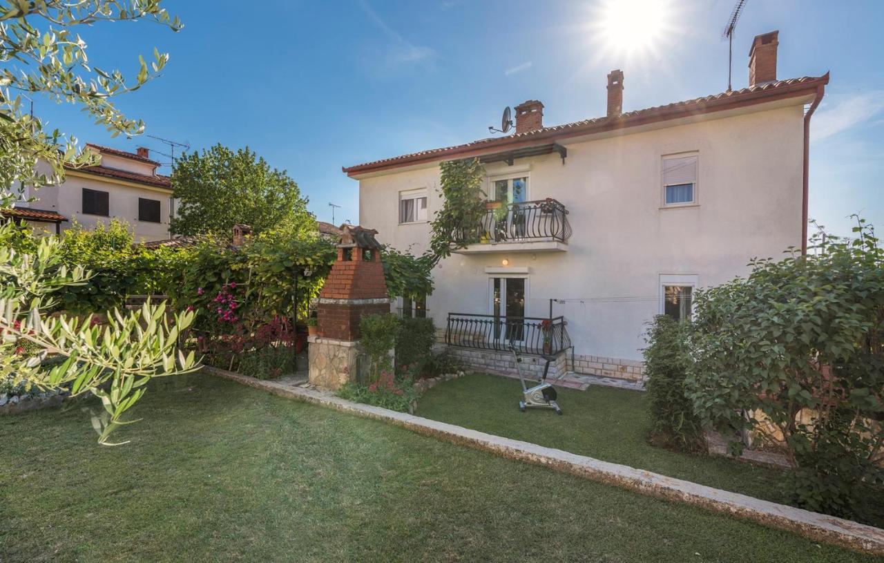 Apartments Loredana Poreč Exterior foto